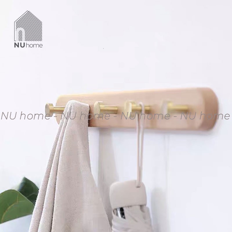 nuhome.vn | Thanh treo đồ Mooli được thiết kế đơn giản đẹp mắt với chất liệu gỗ cao cấp và móc treo bằng đồng sang trọng