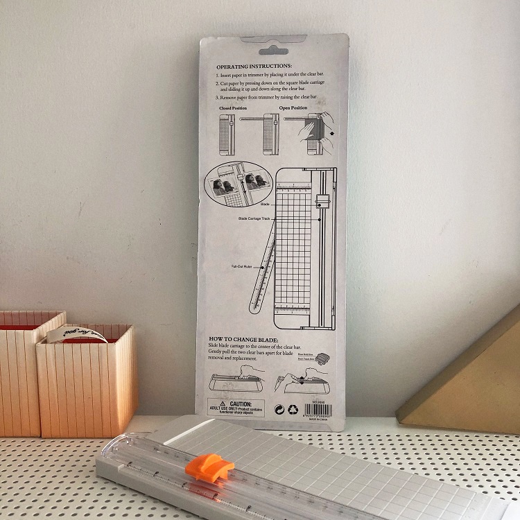 Dao Cắt Giấy A5 Để Bàn Tiện Dụng