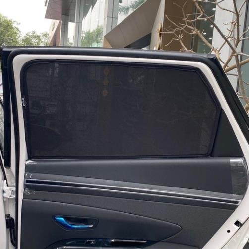 Rèm che nắng xe Huyndai Tucson 2022 - 2023 có hút nam châm cao cấp