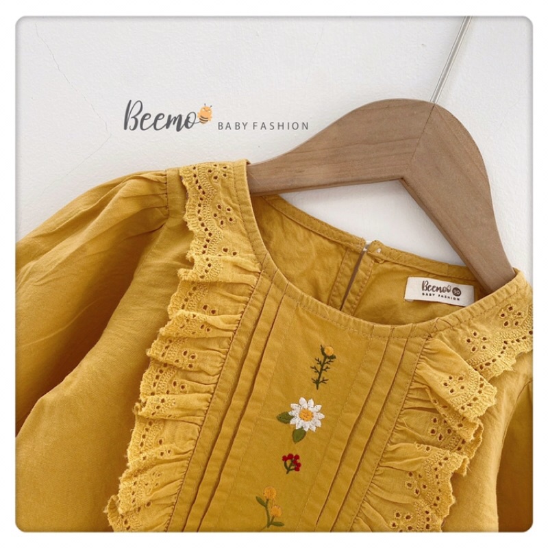 Áo sơ mi thô thêu hoa trước ngực tiểu thư kiểu dáng hàn quốc, tay bồng cho bé gái hãng Beemo