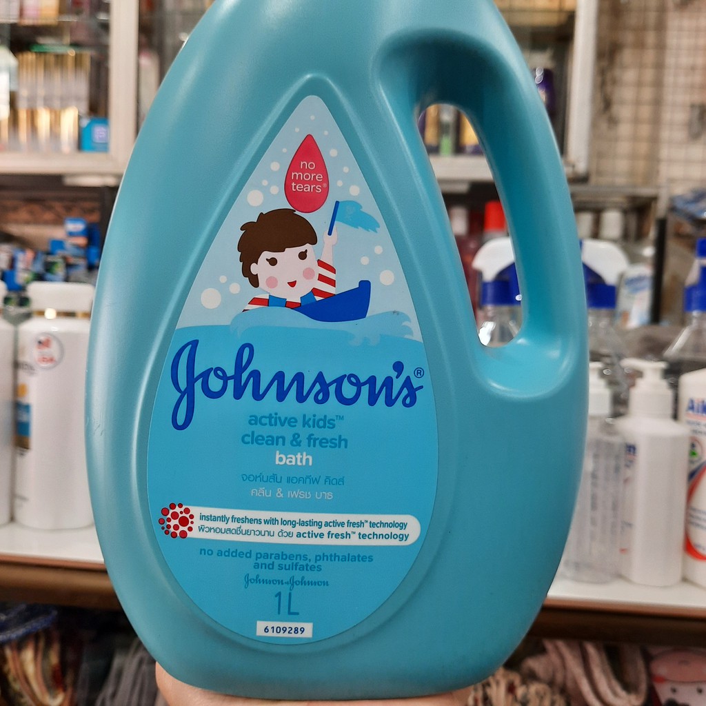 Sữa tắm cho bé Johnson's Active Kids Clean &amp; Fresh thơm mát năng động 1 lít