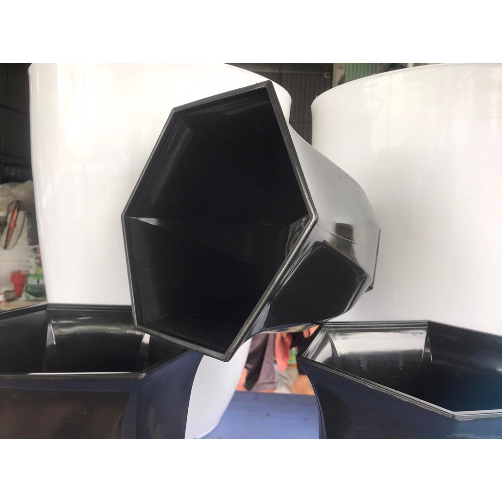 Chậu Nhựa Trồng Cây Cảnh, Hoa Trong Nhà Linh Lan Kt 28 x24cm Màu Đen