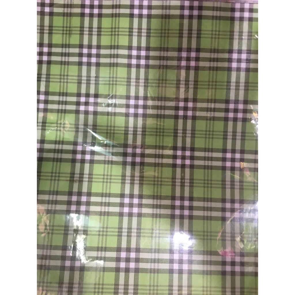50 tờ giấy gói quà in hình 50x70cm kèm 50 nơ rút 50cm