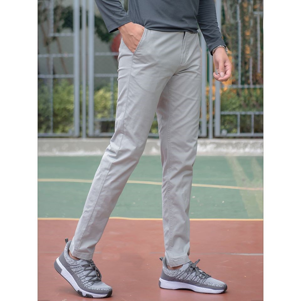 Quần kaki chinos SlimFit có chất thun co giãn thoải mái Slim nhẹ nhàng không bó sát cũng không quá rộng thùng thình