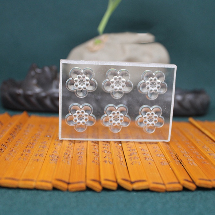 Dụng cụ đốt trầm hương hình nón bằng acrylic