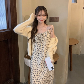(HÀNG SẴN) Set váy hai dây hoa nhí suông dài điệu đà thắt nơ trước ngực+ Áo len cardigan vintage