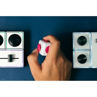 Fidget Cube: thiết bị giúp tập trung làm việc