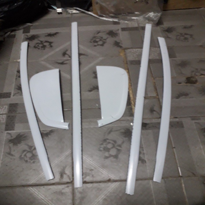 Bộ nẹp viền chân kính inox xe Mitsubishi Triton form 2019-2021