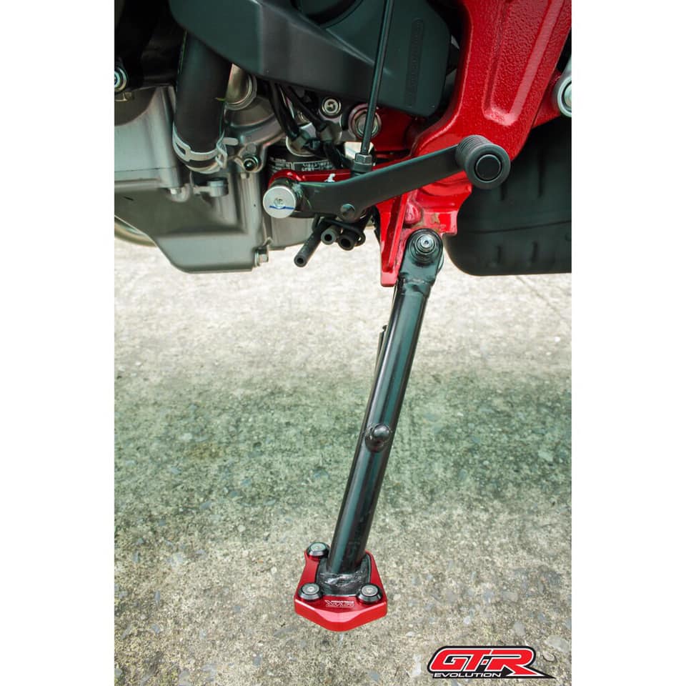 Lót chân chống GTR CB150R CB300R CBR500R CB650F/R CBR650F/R