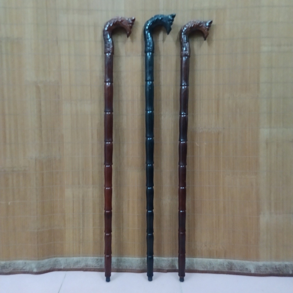 Gậy BaToong bằng gỗ chắc chắn, bền, đẹp dành cho Người Già . ĐTLV