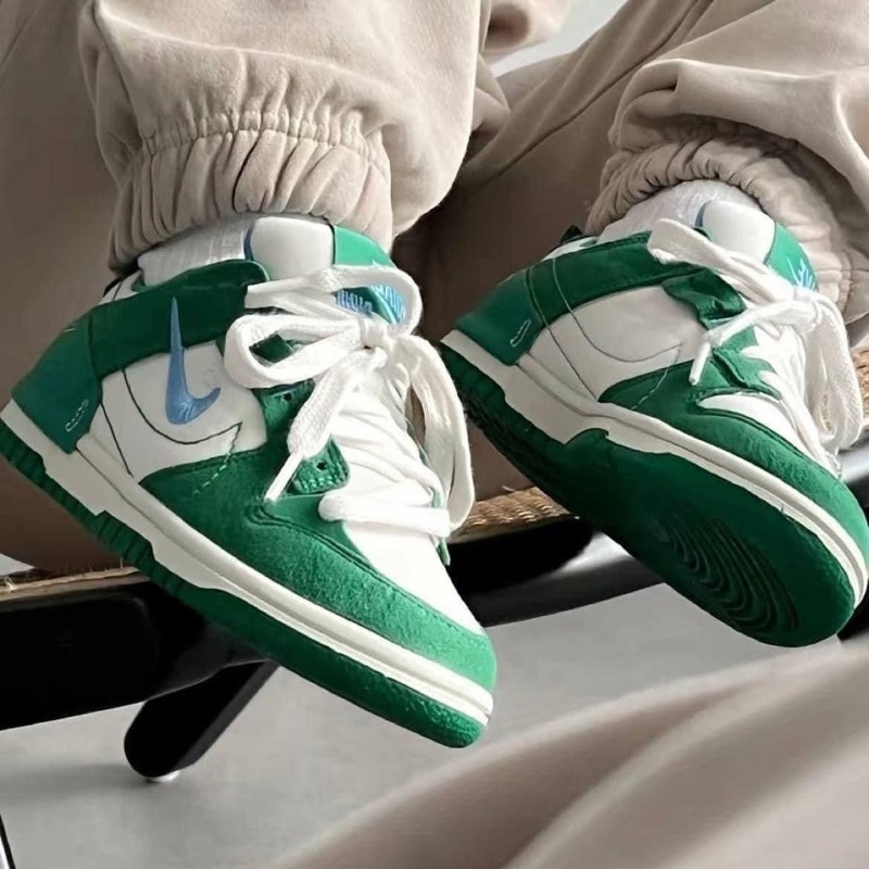 Giày Dunk low Disrupt 2 green