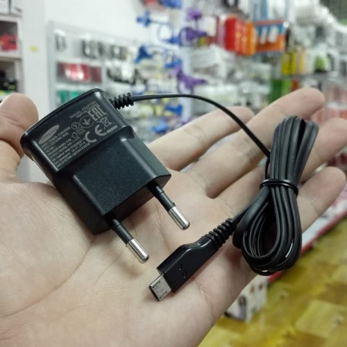Sạc Samsung S2 Liền Dây 5V-0.7A chân micro sản xuất samsung Việt Nam