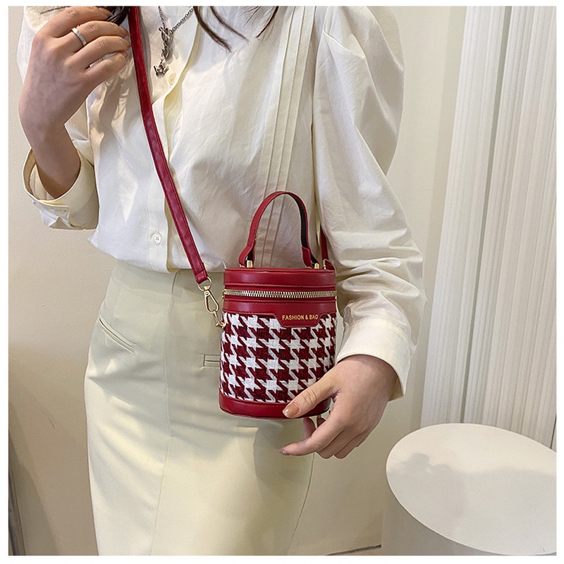 2022 Mới Túi Xi Lanh Đeo Chéo Vai Phong Cách Hàn Quốc Cá Tính NB00244