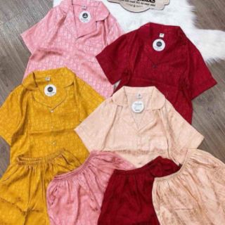 Lụa gấm chất xịn siêu hot áo cộc quần sooc