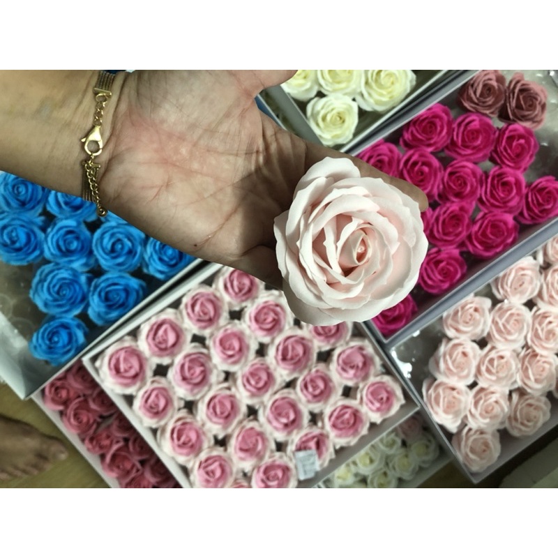 1 hoa hồng sáp 7 lớp