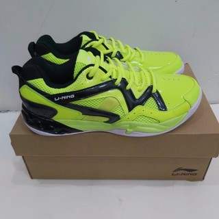 Giày cầu lông lining cao cấp AYTN003-3, tất cầu lông yonex cao cấp