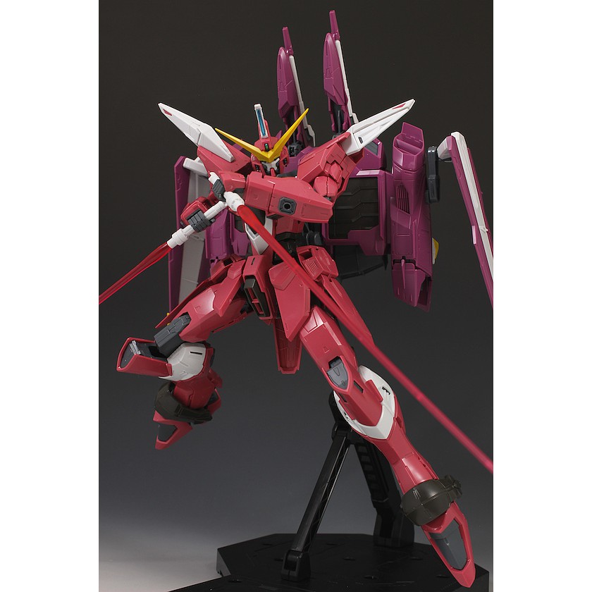 Mô hình lắp ráp Bandai MG 1/100 Justice Gundam