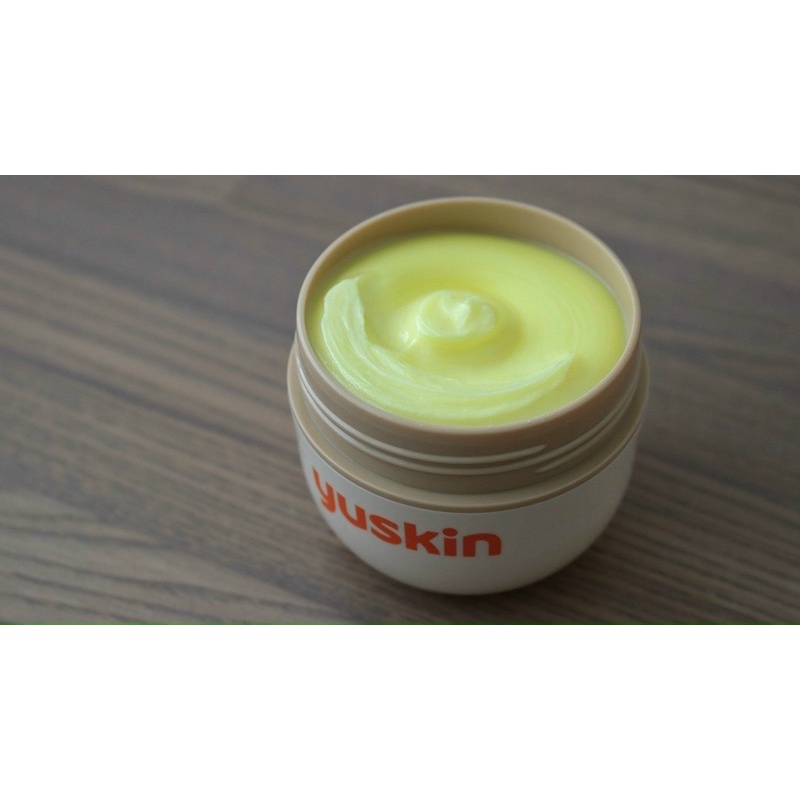Kem Ngăn Nứt Nẻ Chàm Ngứa YUSKINA Yuskin SỐ 1 NHẬT BẢN - 120g
