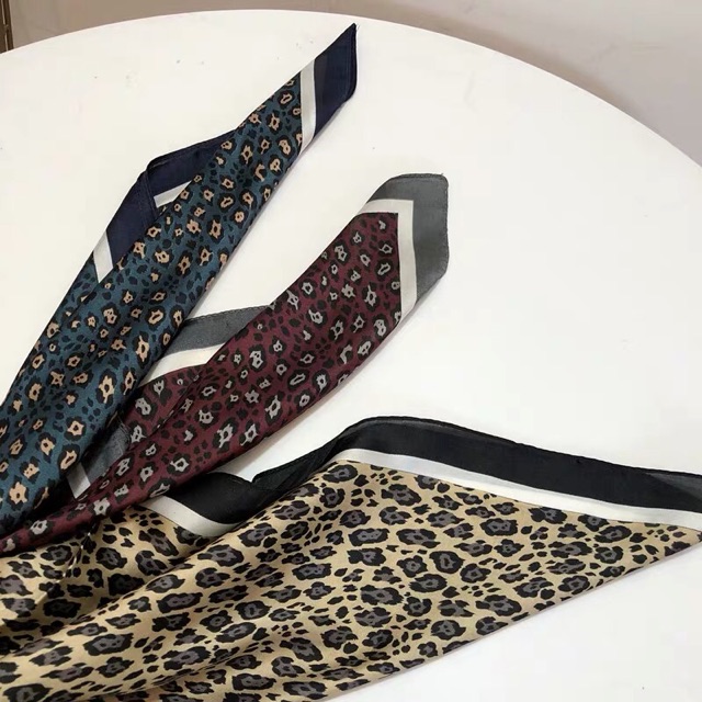 Khăn turban lụa vuông hoạ tiết da beo size 70x70cm - Maben