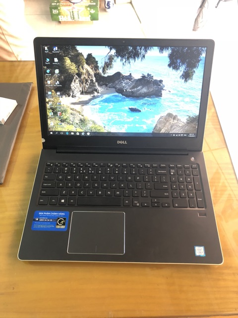 Dell vostro 5568 15.6 inch cpu i5-7200 ram 4GB 2400MHz ổ cứng 1000GB 99.9%