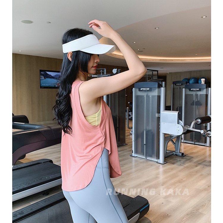 Áo thun thể thao sát nách dáng rộng xẻ tà thời trang cho nữ