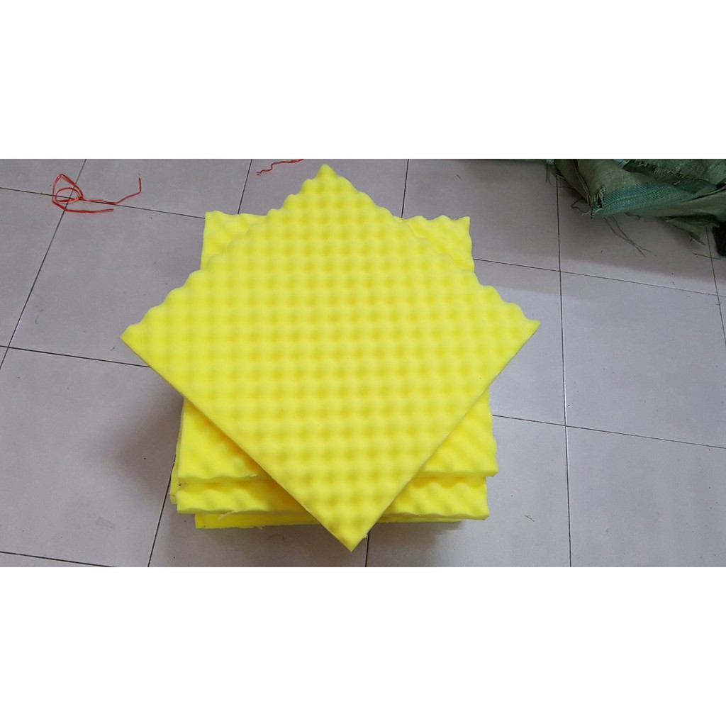 Mút tiêu âm phòng thu hình trứng kt 40x40x3cm 3 màu đỏ xám v