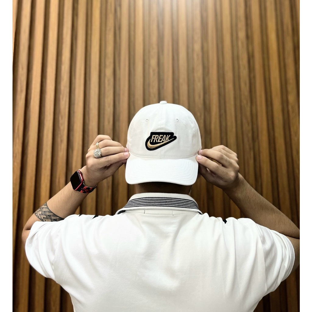 Mũ Nike Freak Thêu Nổi Logo