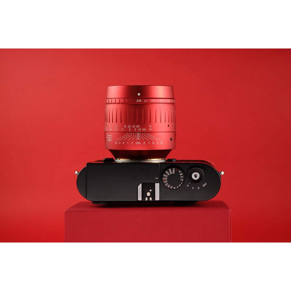 Ống kính TTArtisan 50mm F0.95 phiên bản Đỏ Limited siêu giới hạn cho Leica M, Sony và Fujifilm