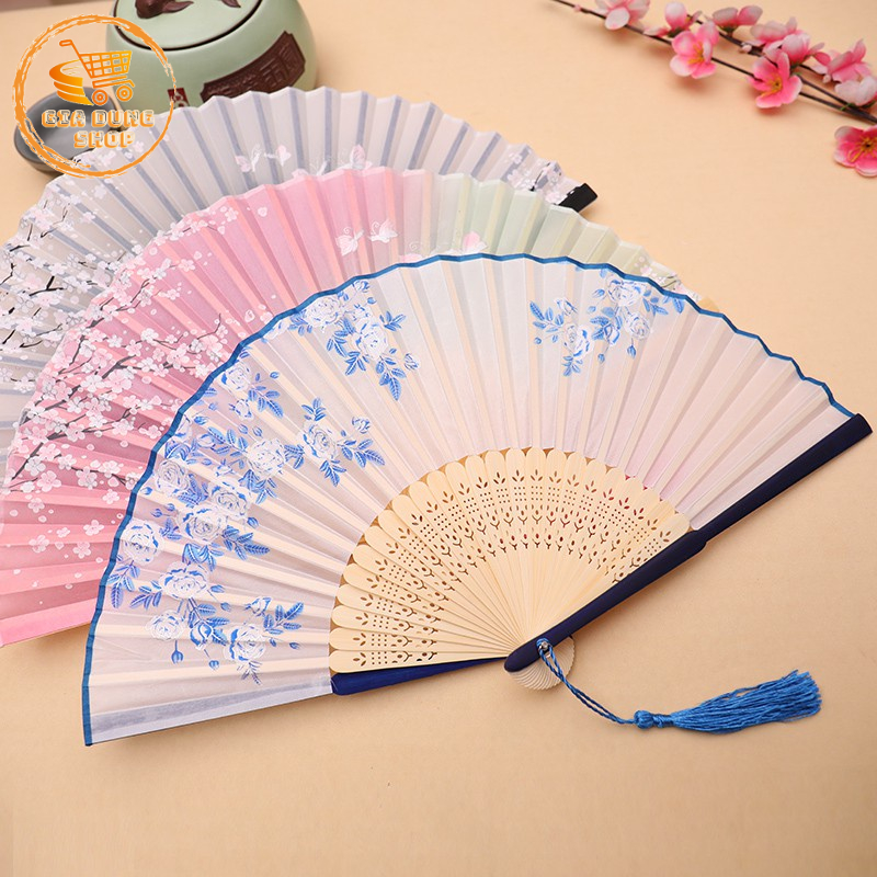 Quạt Cầm Tay Cổ Trang Trung Quốc Bằng Vải Lụa Thân Tre Xếp Xòe Tròn Dùng Làm Trang Trí