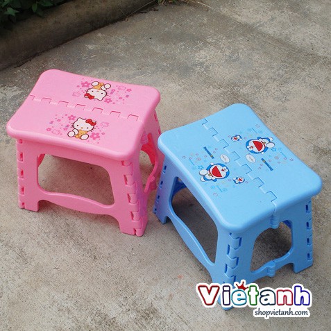 Ghế nhựa gấp Hello Kitty, Doremon ( Thanh lý )