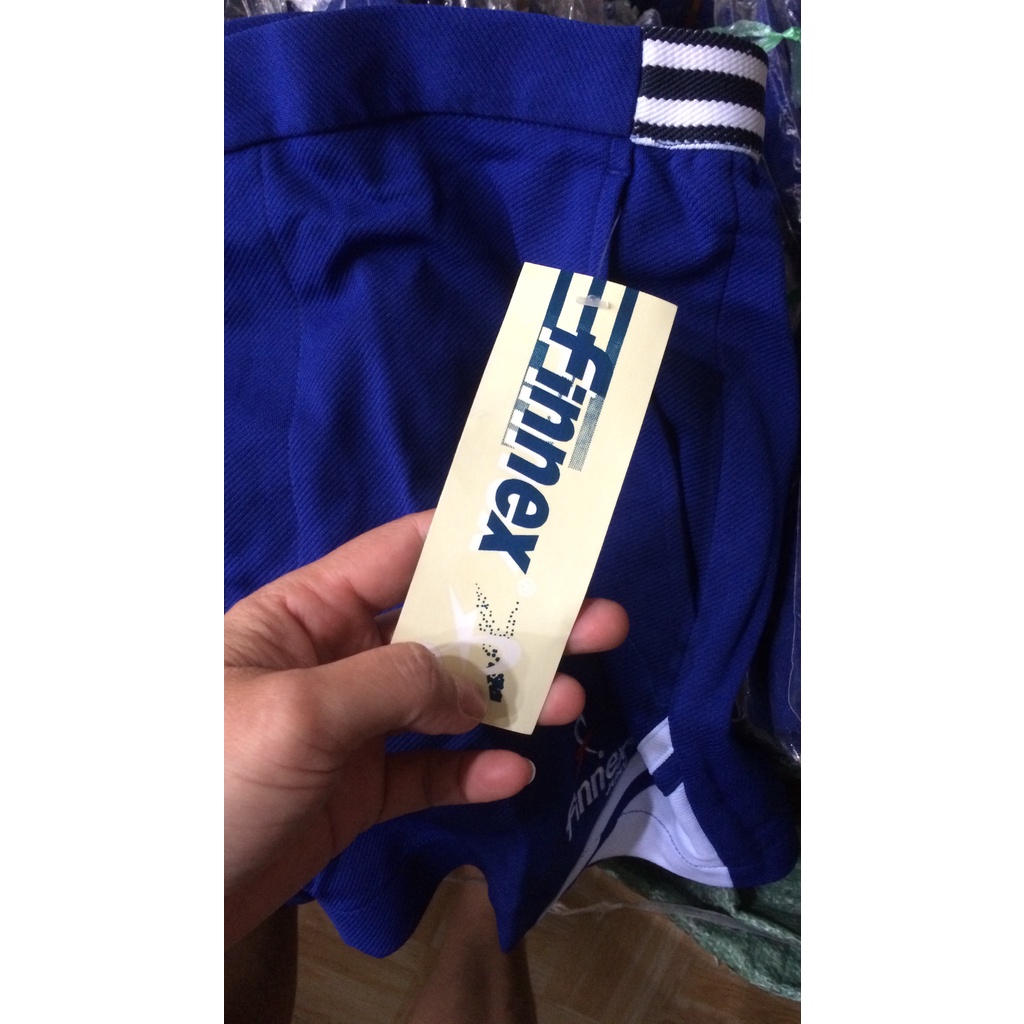 ( hàng tặng kèm ko bán) Quần thể thao màu xanh Unisex ( dạng thun dày) ngắn, dây kéo, có thun co giãn/ từ 30kg đến 55kg
