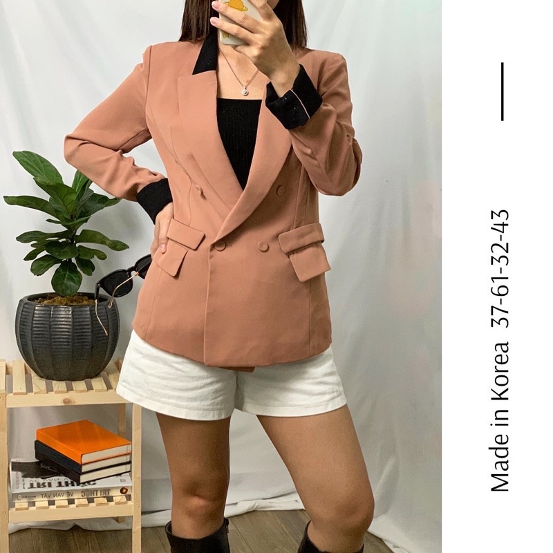 Áo vest 2hand form 4 cúc màu nâu phối đen