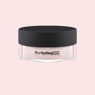 Phấn nhũ Mac Iridescent Powder màu Silver Dusk