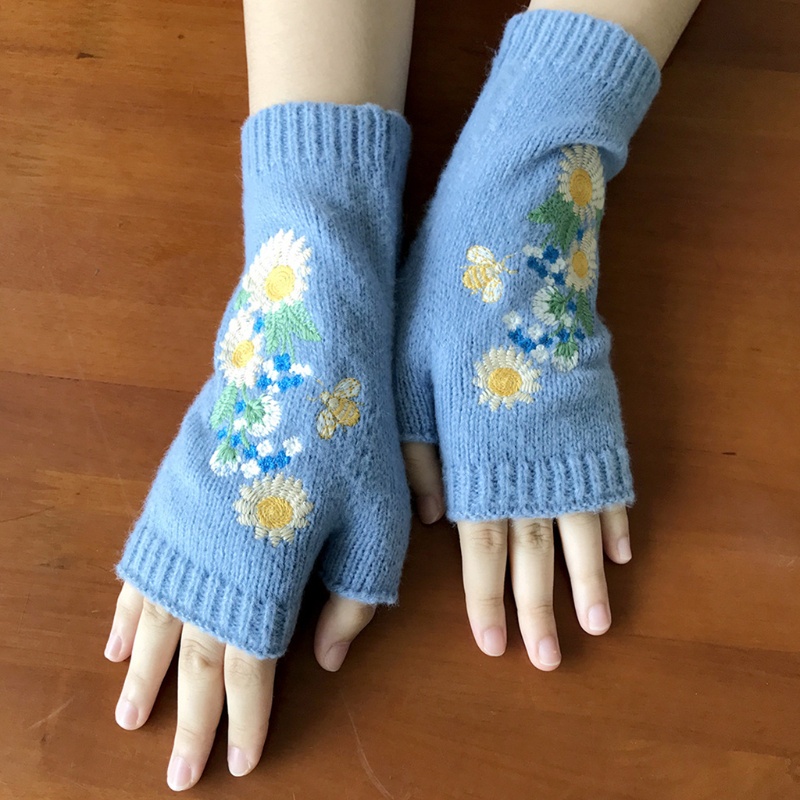 Găng Tay Hở Ngón Co Giãn Thêu Hoa Dễ Thương Dùng Khi Lái Xe