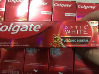 KEM ĐÁNH RĂNG COLGATE LÀM TRẮNG