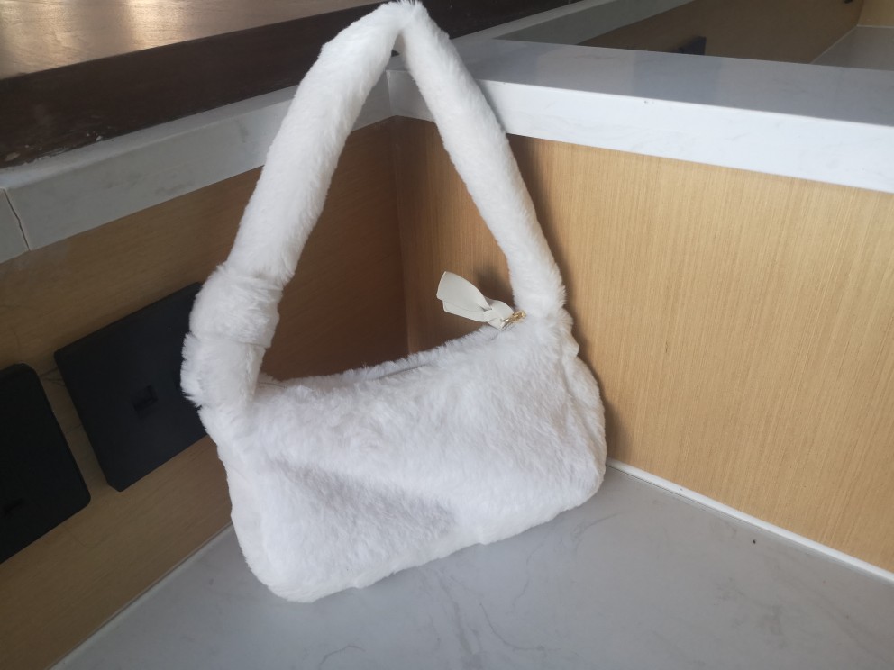 Túi Xách Tay Bằng Nhung Thiết Kế Dễ Thương Thời Trang 2021