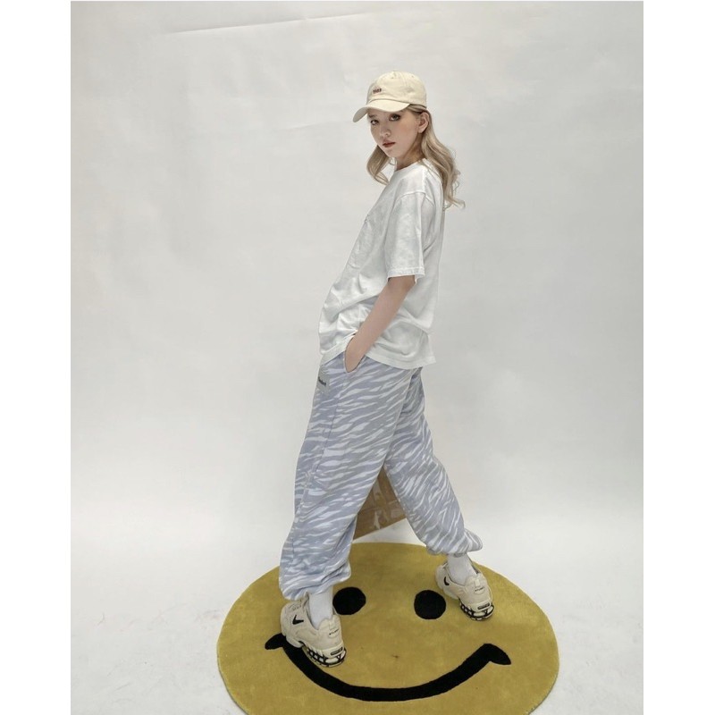 Quần dài sọc vằn ZEBRA PANTS | BigBuy360 - bigbuy360.vn