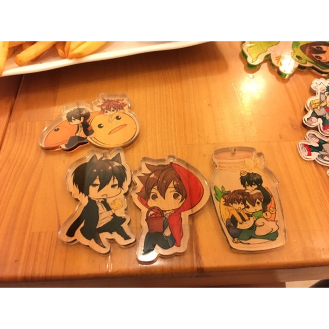 Đặt in Móc Khoá MICA/ACRYLIC 6-7cm theo yêu cầu