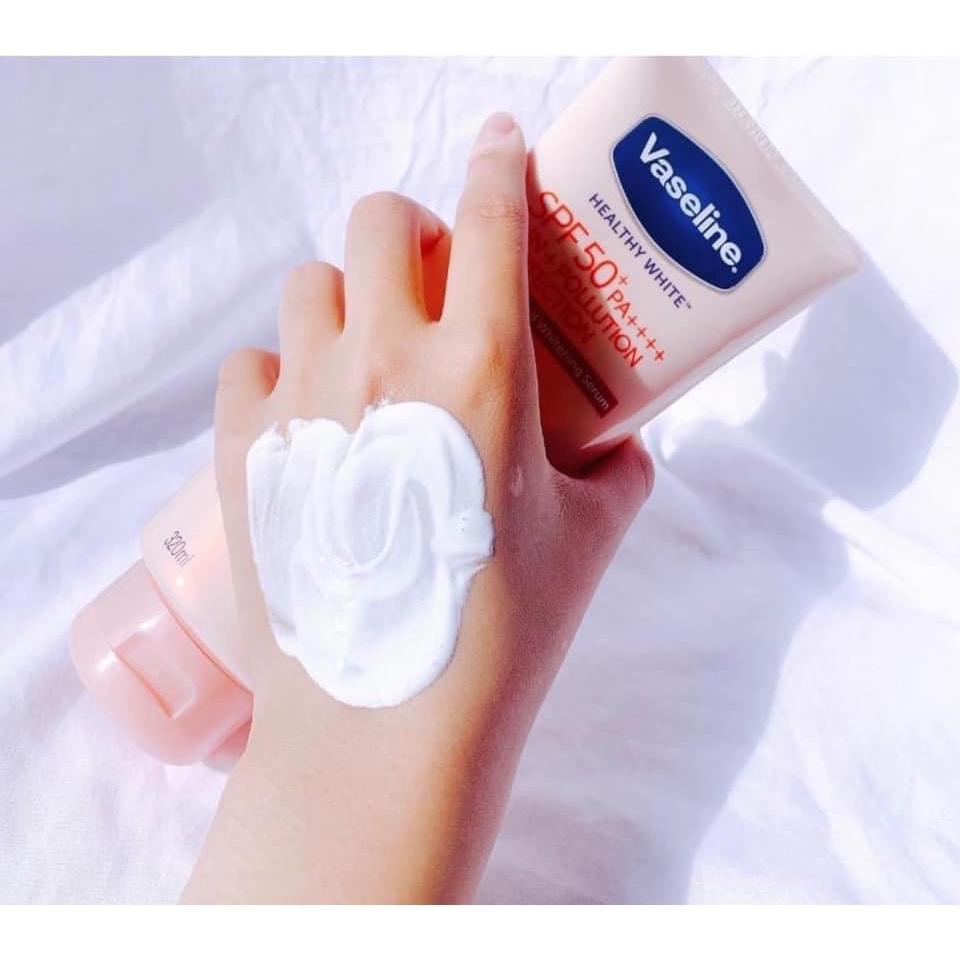 Sữa Dưỡng Thể Trắng Da, Chống Nắng VASELINE 50X SPF 50+ PA++++ THÁI LAN 300ml