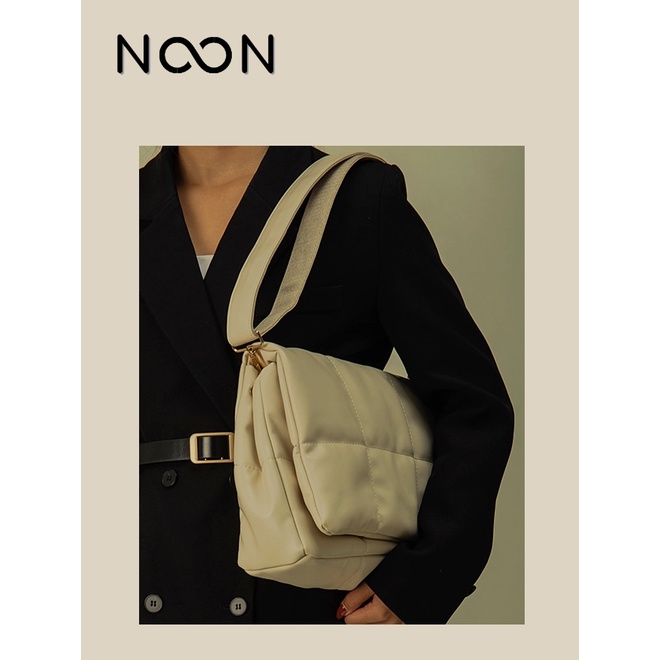 Túi đeo chéo nam nữ NOON ngăn chứa rộng, lót phao NB42