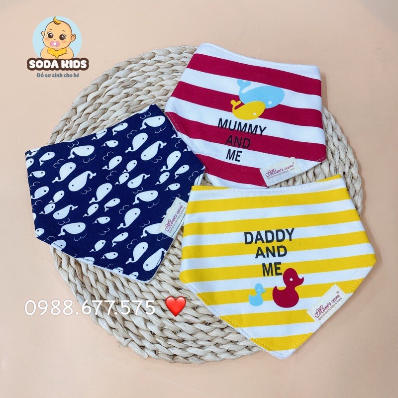 Set 3 yếm tam giác momcare khuy bấm cho bé