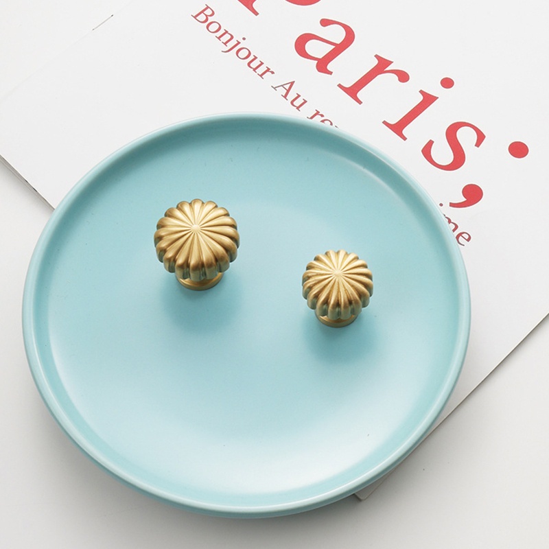 Tay Nắm Ngăn Kéo Tủ Bằng Đồng Thau Tiện Dụng Cho Nhà Nông Trại