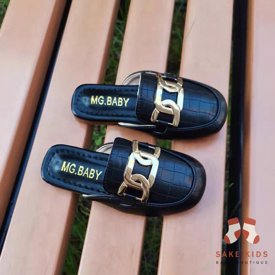Dép sục cho bé gái, Sục chính hàng MG Baby chất da mềm phối Móc Xích cực chất cho bé mẫu mới nhất V599