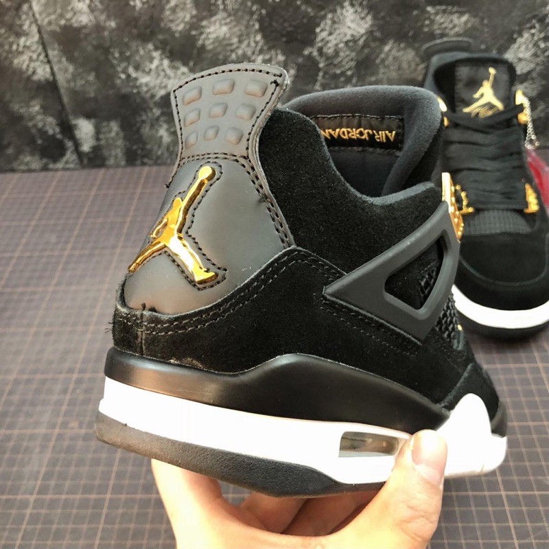 (FREESHIP+HỘP+QUÀ) Giày thể thao Giày thể thao AIR JORDAN 4 ROYALTY đen đế trắng siêu đẹp cho nam và x ! ! " " * , ' " '