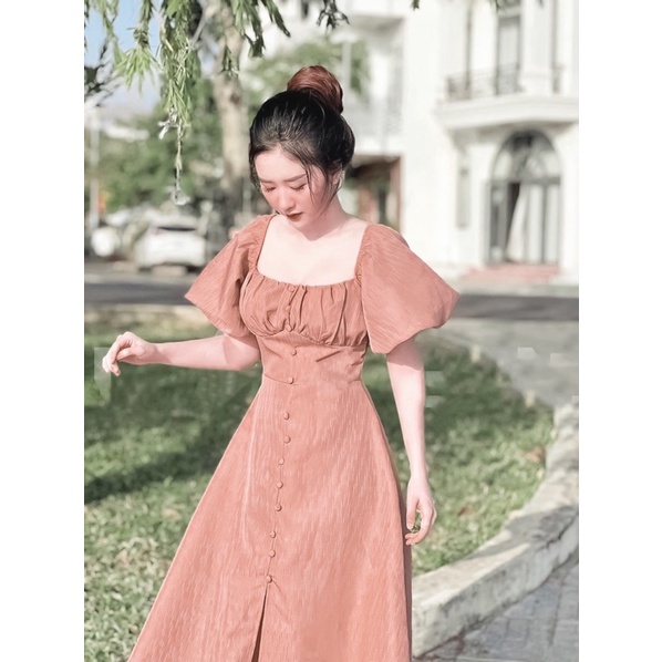 Váy maxi nâu tây phồng xếp ly ngực phối nút bọc