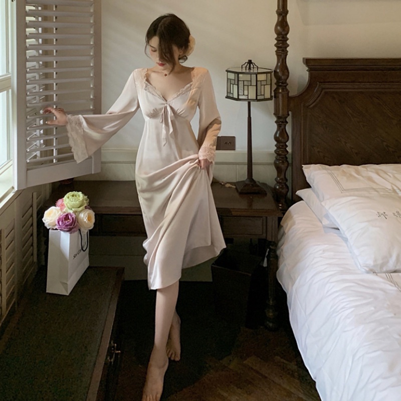 Bộ Đồ Ngủ Tay Dài Cổ Chữ V Có Đệm Ngực Thời Trang Pháp Hàng Mới 2022