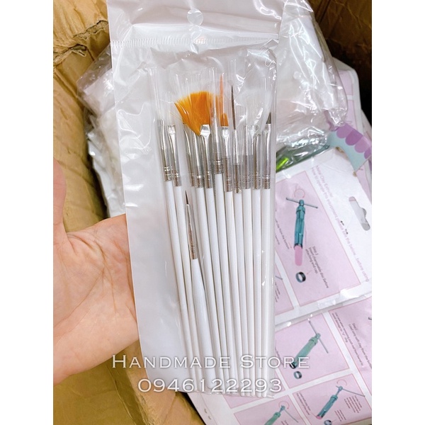 Bộ cọ vẽ 15c