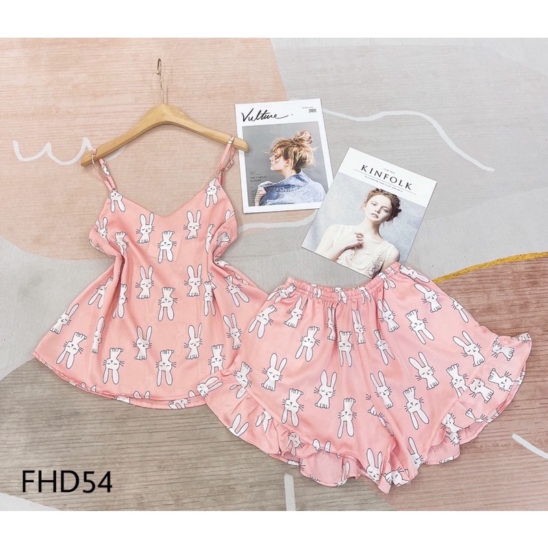 [MÃ MOONI227 GIẢM 10K + FREESHIP EXTRA] Đồ ngủ bộ mặc nhà Lụa Satin 2 dây hoạ tiết trẻ trung | BigBuy360 - bigbuy360.vn