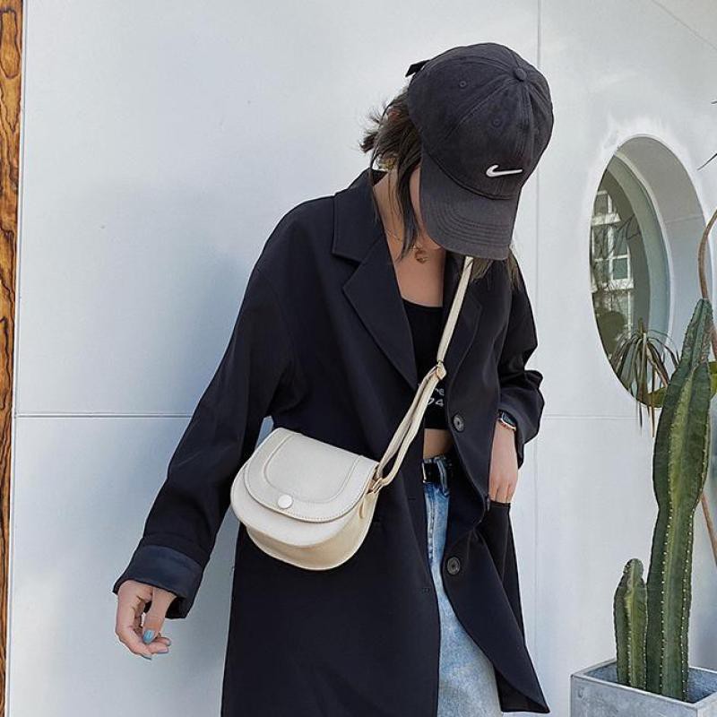 Túi da đeo chéo thời trang dành cho nữ