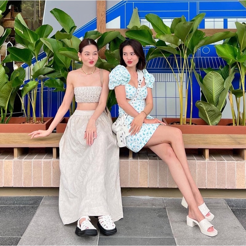 Đầm hoa nhí khoét eo Zara xuất kèm ảnh thật
